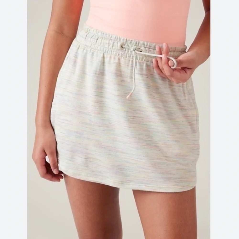 Athleta Girl Chasing Rainbows Skort Medium 8-10 Rainbow Space Dye Nirvana NEW